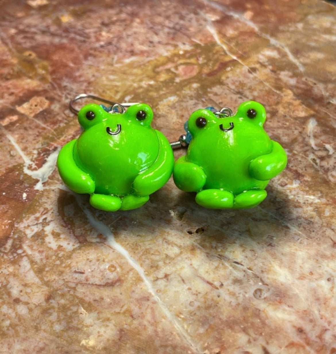 Polymer clay cottagecore frog earrings