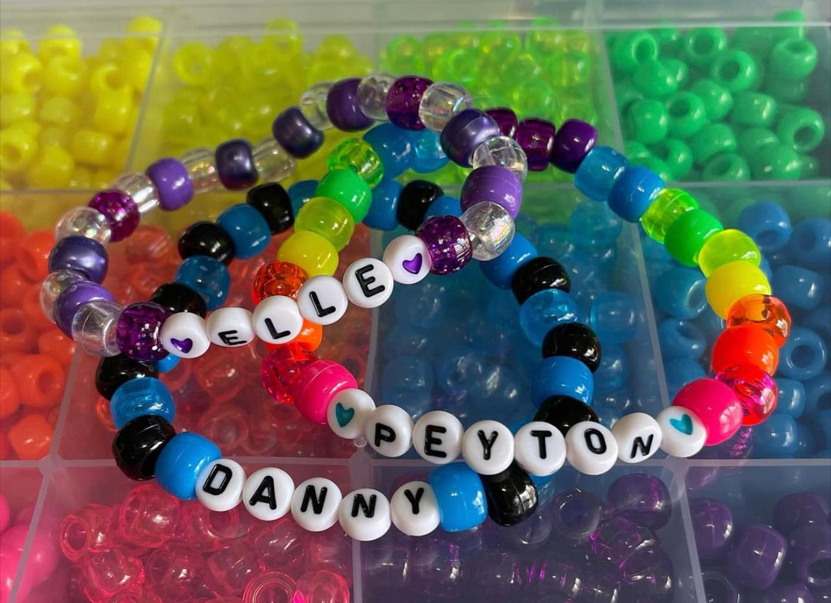 Custom kandi best friend phrase bracelets made to order